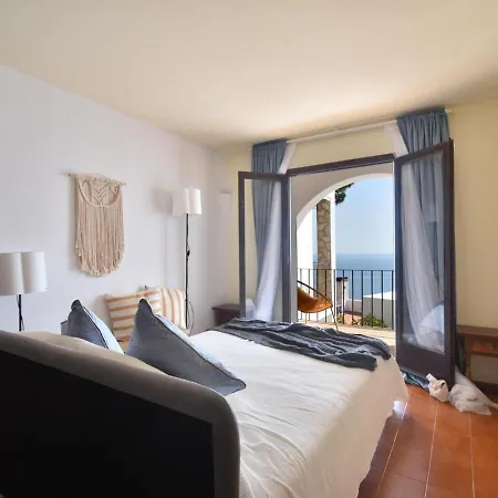 Apartment Blue Pine Begur