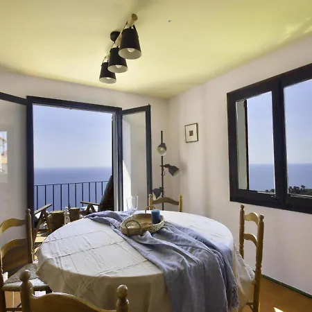 Apartment Blue Pine Begur